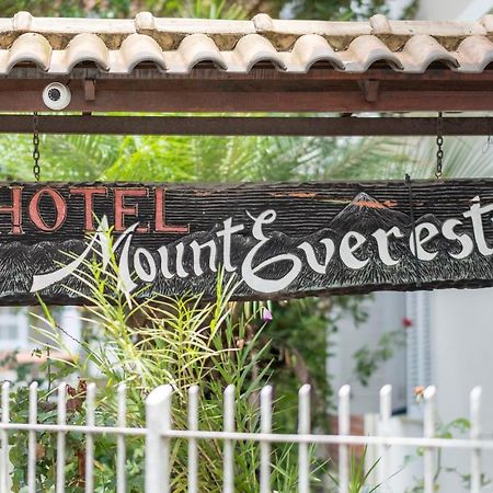 Hotel Mount Everest 노바프리부르구 외부 사진
